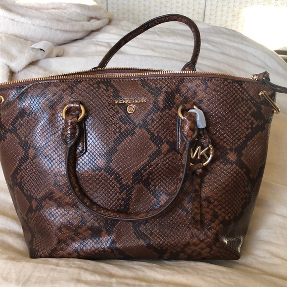 NWT Michael Kors elson large convertible satchel vegan leather crossbody strap - Picture 1 of 9
